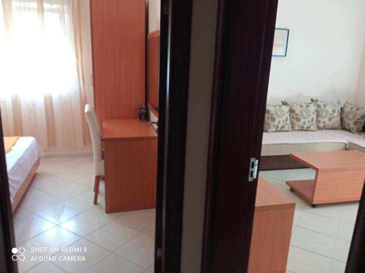 Apartmani Lux Sea 尤塔哈 外观 照片