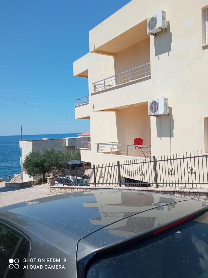 Apartmani Lux Sea 尤塔哈 外观 照片