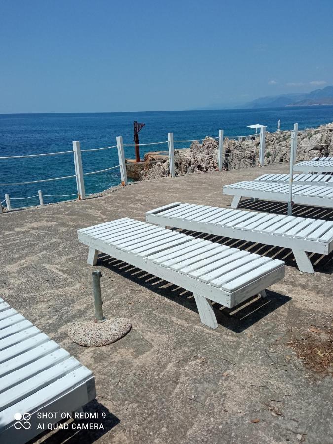 Apartmani Lux Sea 尤塔哈 外观 照片