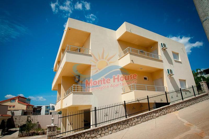 Apartmani Lux Sea 尤塔哈 外观 照片