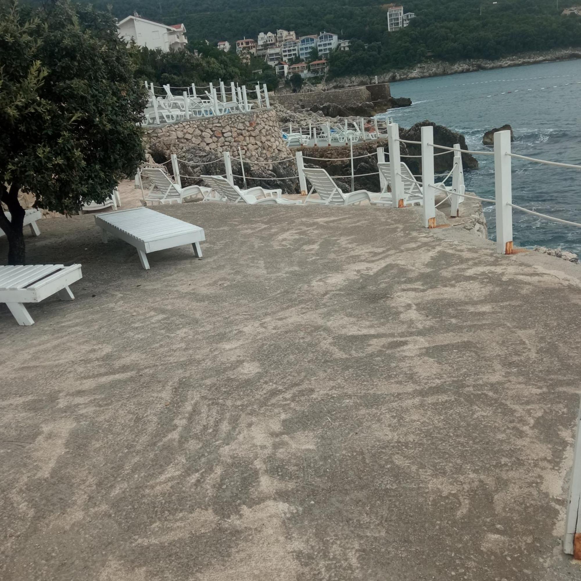 Apartmani Lux Sea 尤塔哈 外观 照片