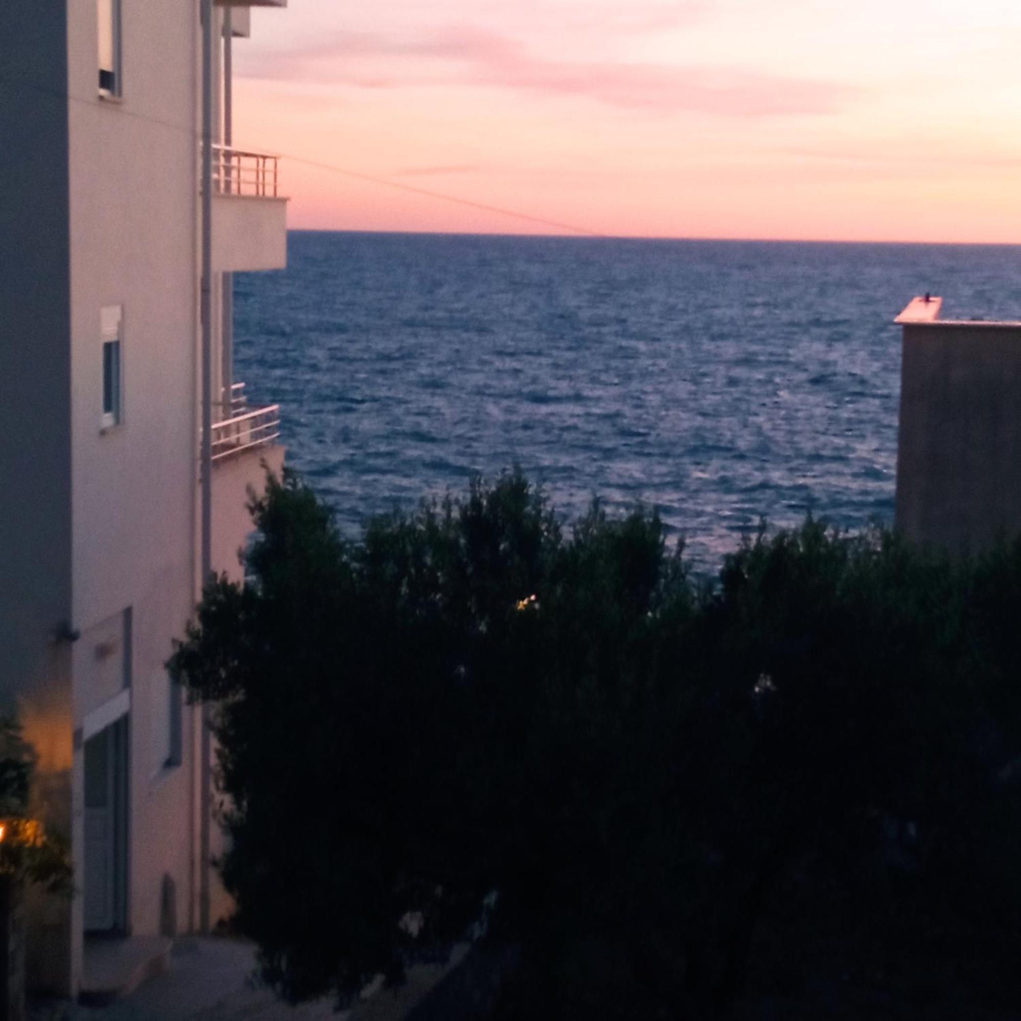 Apartmani Lux Sea 尤塔哈 外观 照片