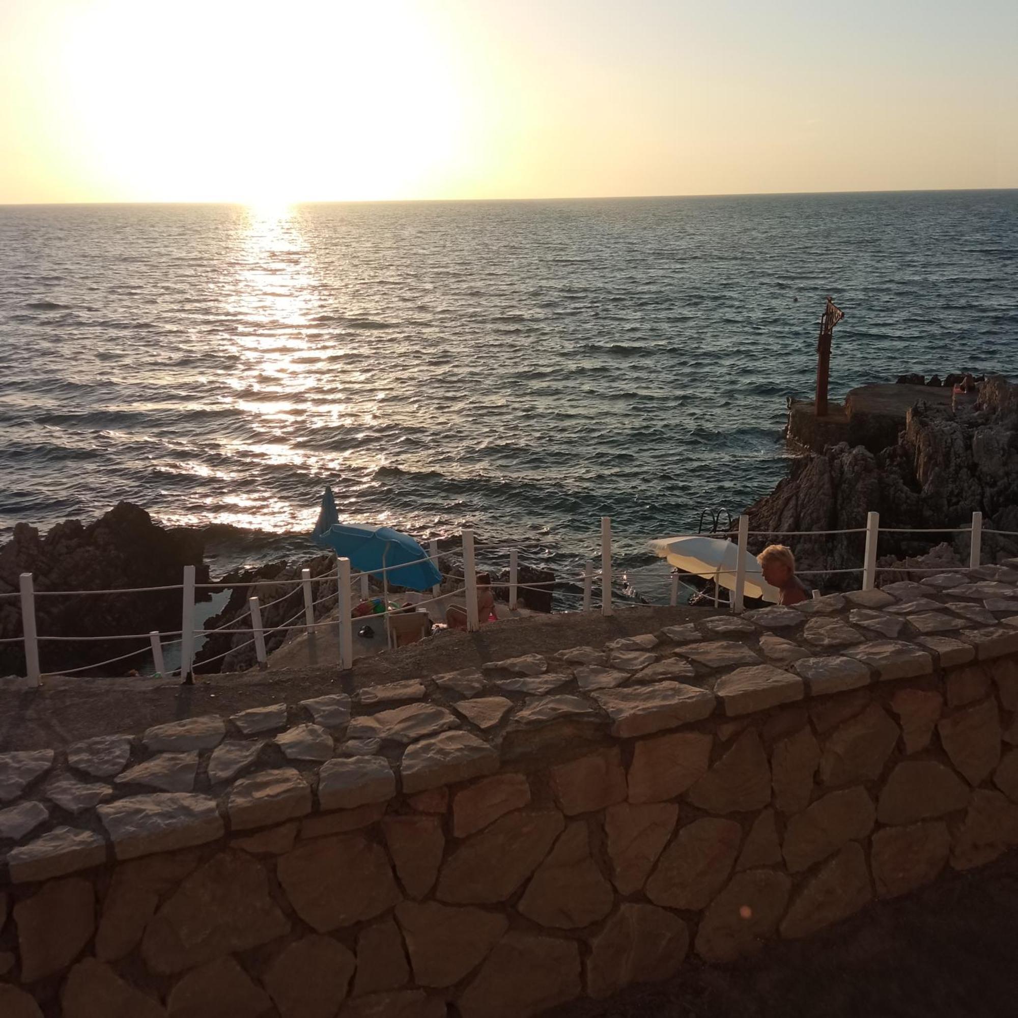 Apartmani Lux Sea 尤塔哈 外观 照片